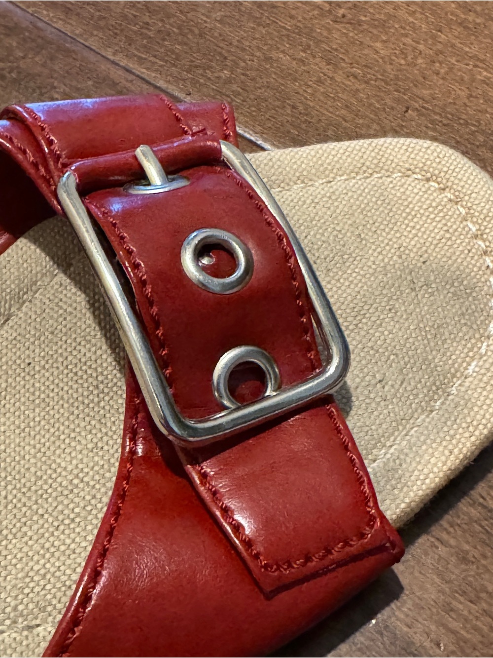 Predictions Red Buckle Sandals - Picture 5 of 7